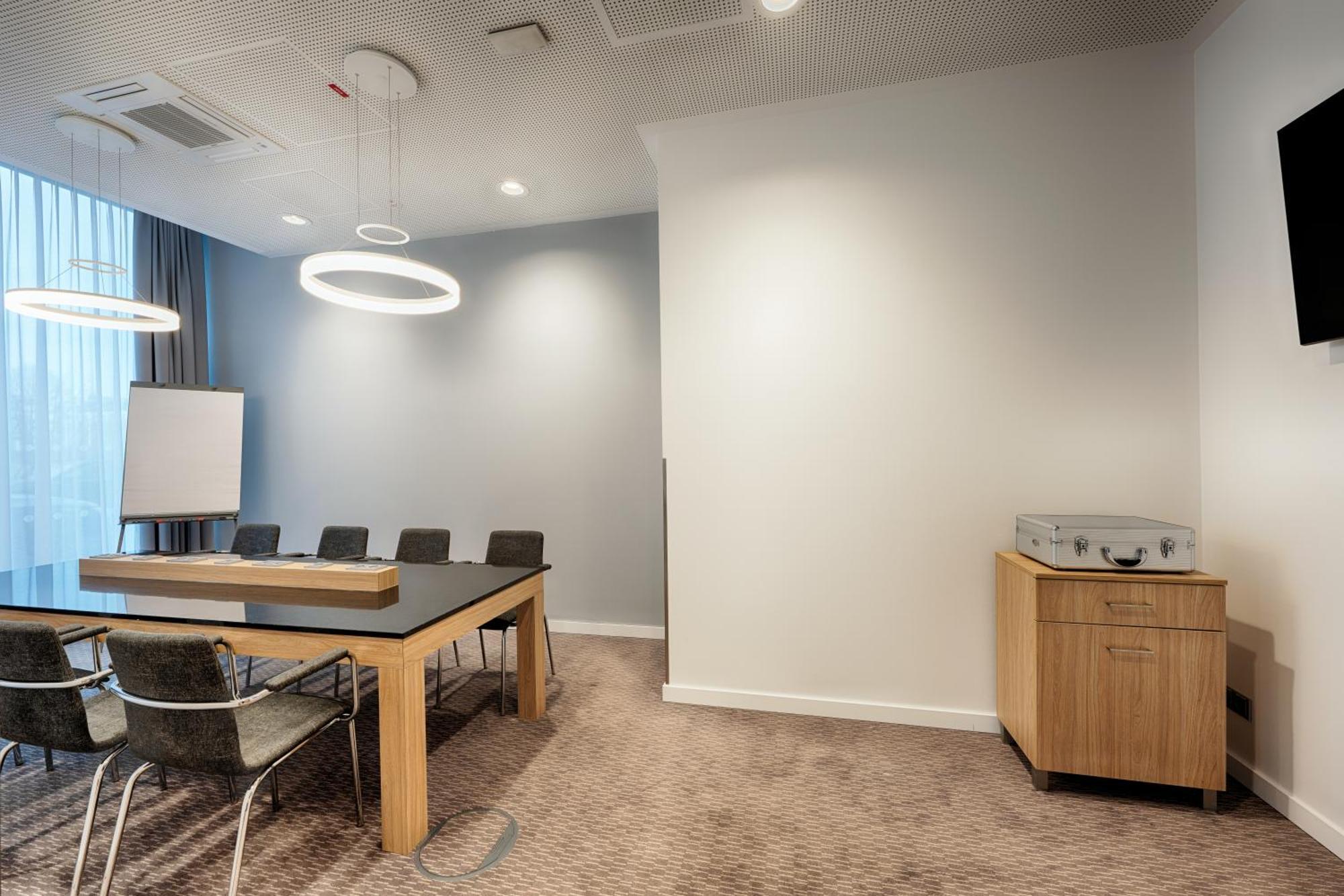 Premier Inn Leipzig City Hahnekamm Экстерьер фото